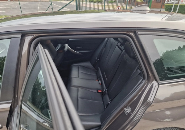 BMW Seria 3 cena 44500 przebieg: 212000, rok produkcji 2013 z Kamieńsk małe 106